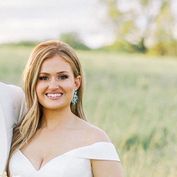 Meet your Posher, Loegan - Picture 1 of 1